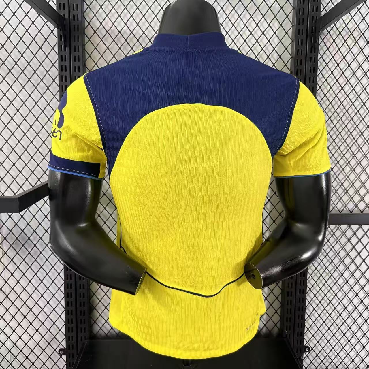 Tottenham "Electric Lilywhite" Special Kit