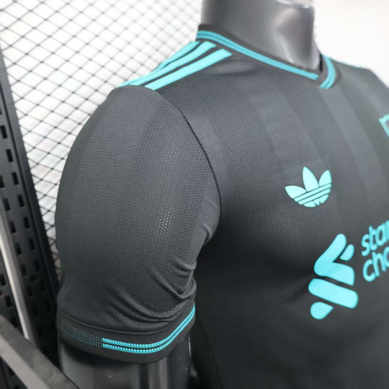 Liverpool "Shadow Shield" Special Kit