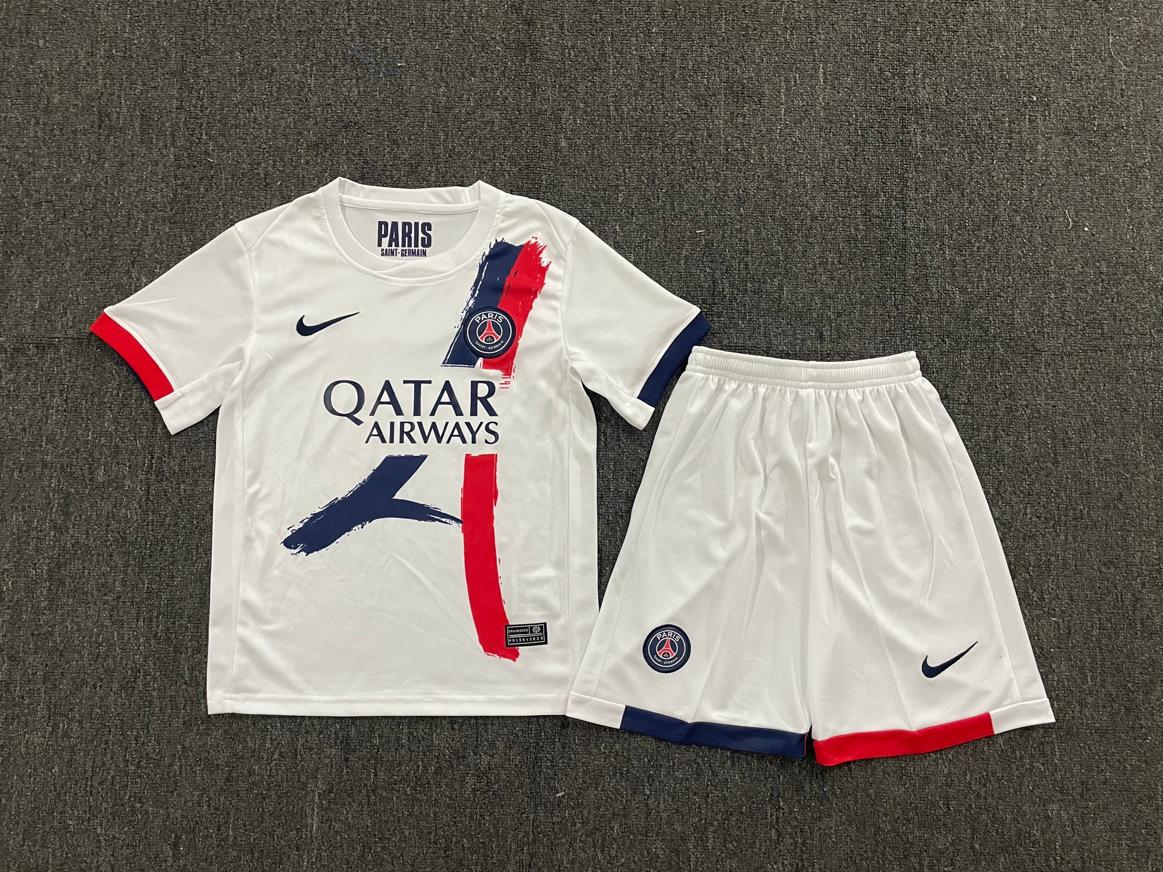 Kit speciale bambino PSG "Brushstroke Hechter".