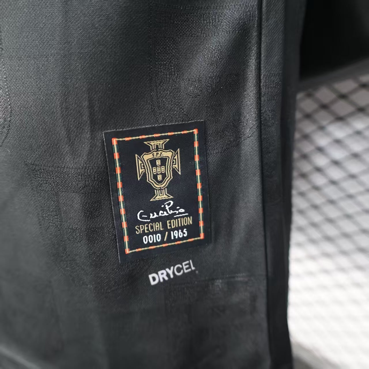 Portugal "Obsidian Gold" Special Kit