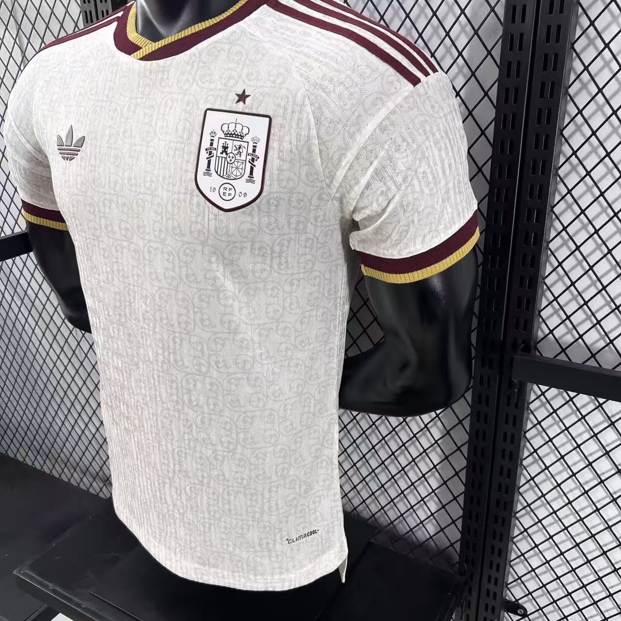Spain "Burgundy Elegance" Special Kit