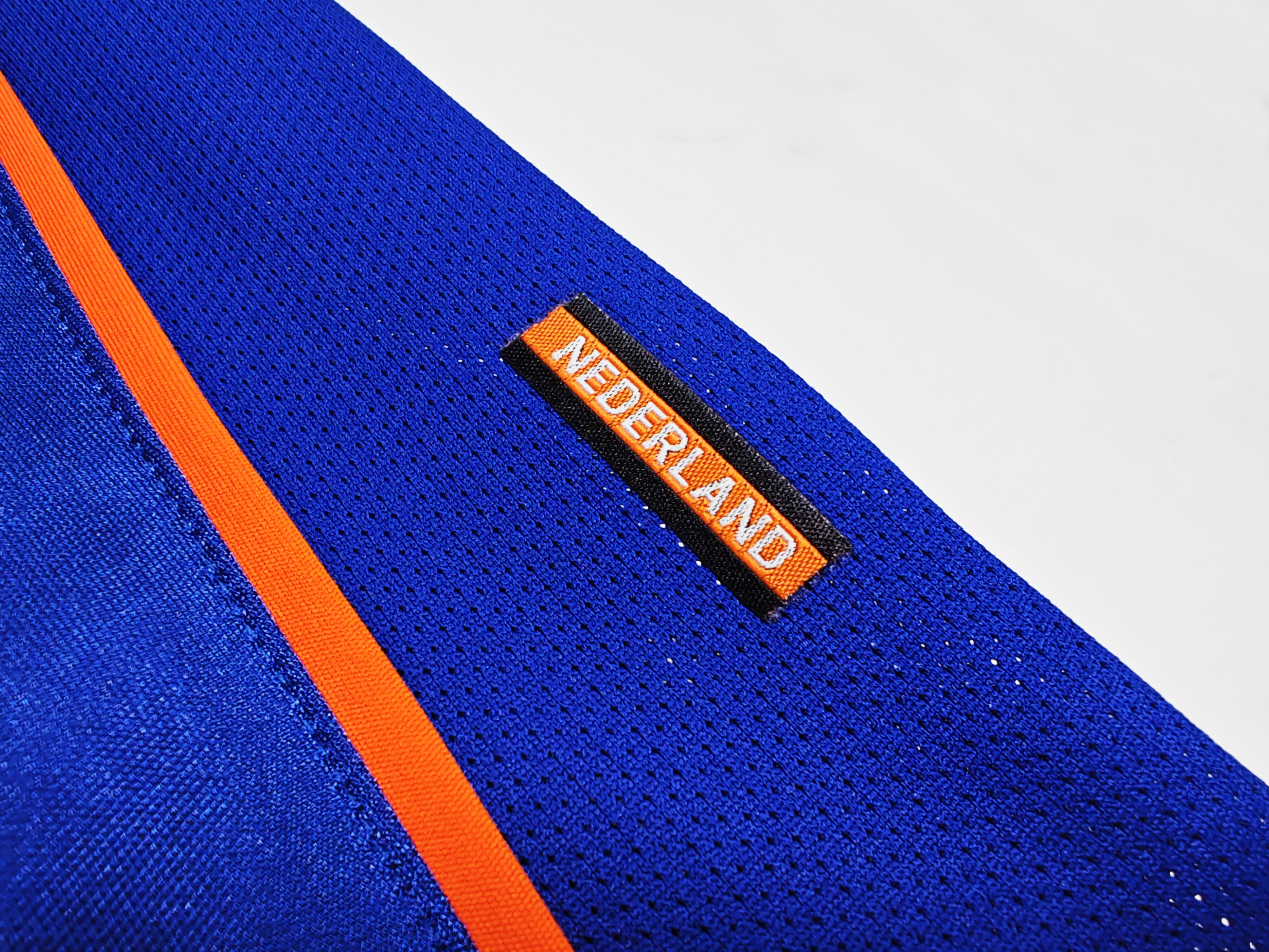 Netherlands 2000–2002 Away Kit