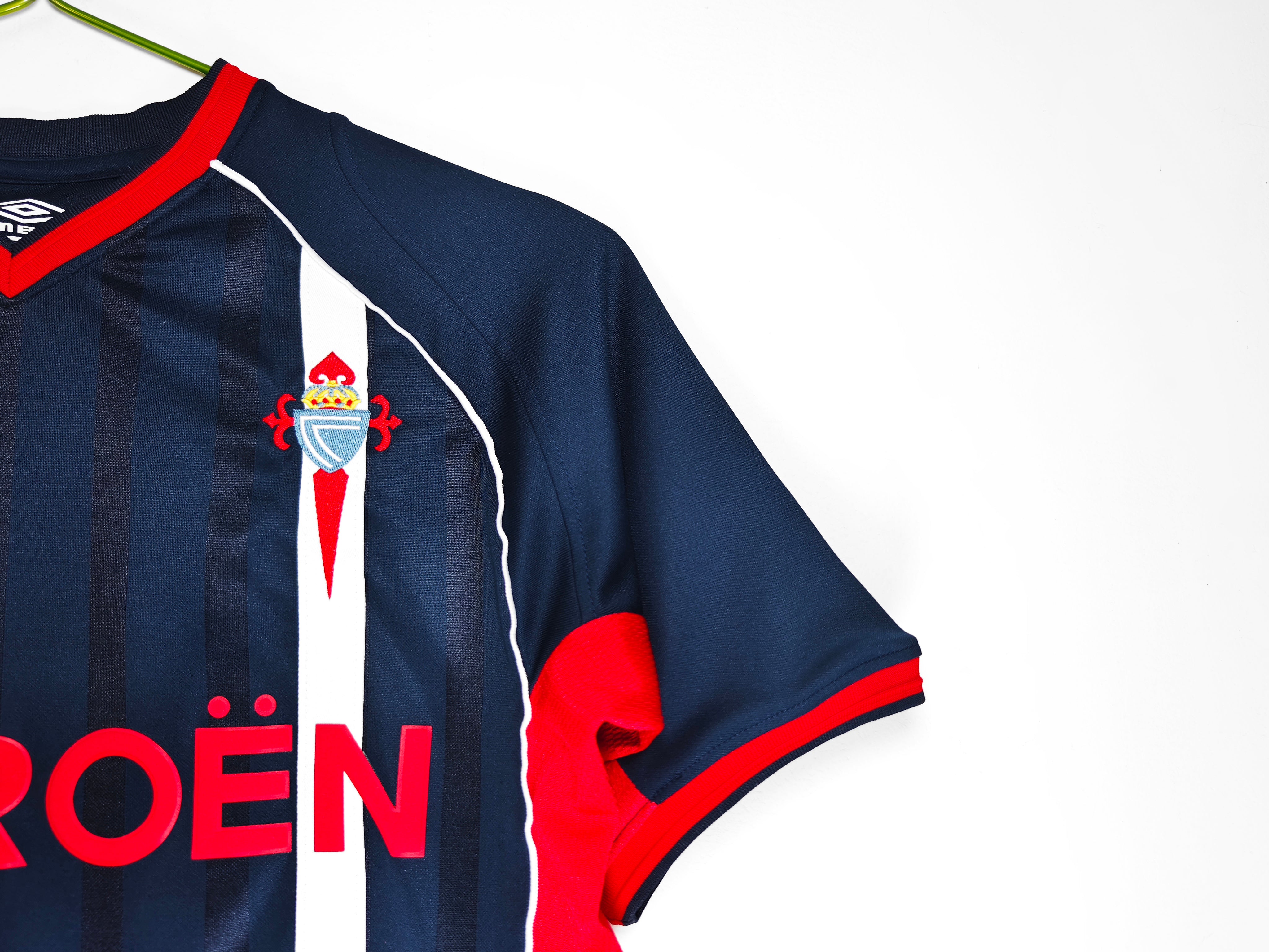 Celta de Vigo 2002-2003 Away Kit