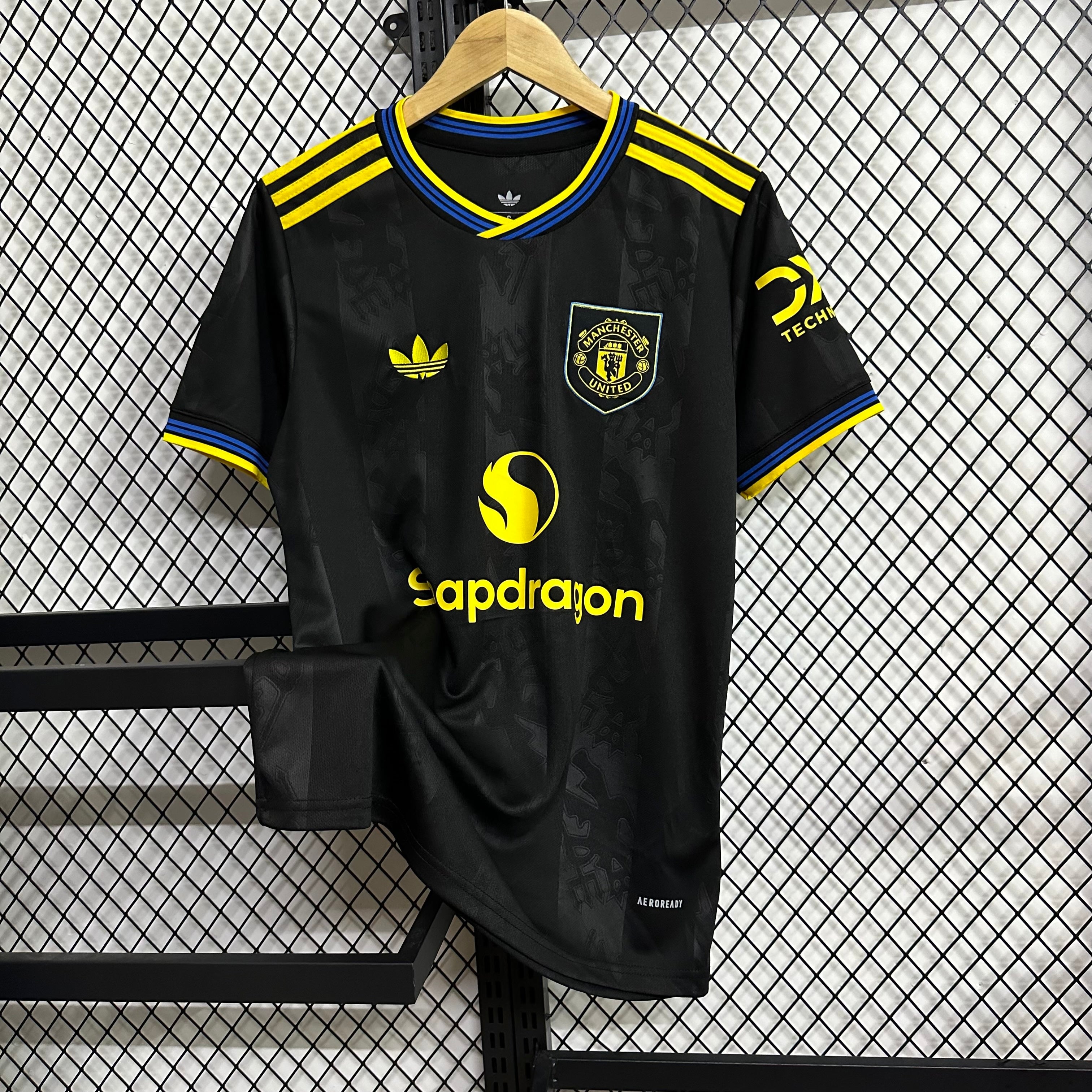 Manchester United 2025-2026 Away Kit