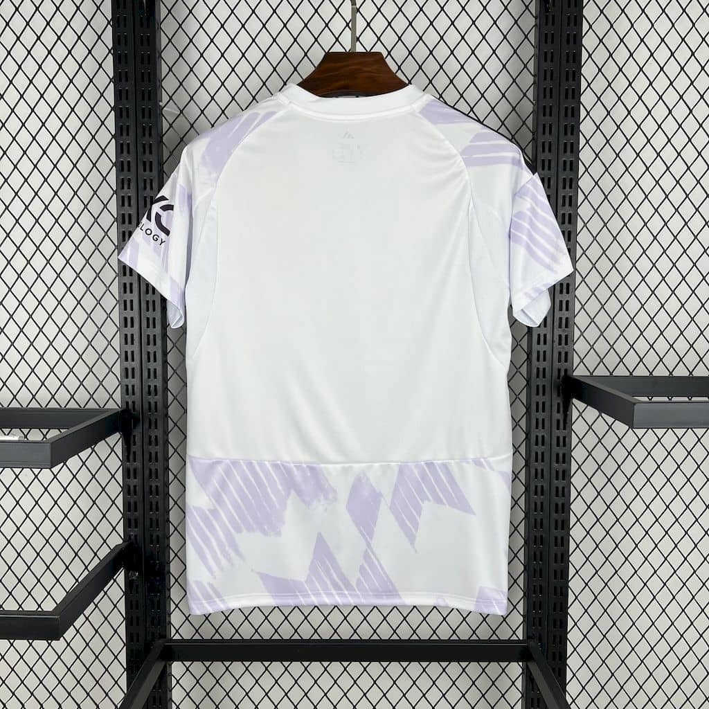 Manchester United 2025-2026 Away Kit