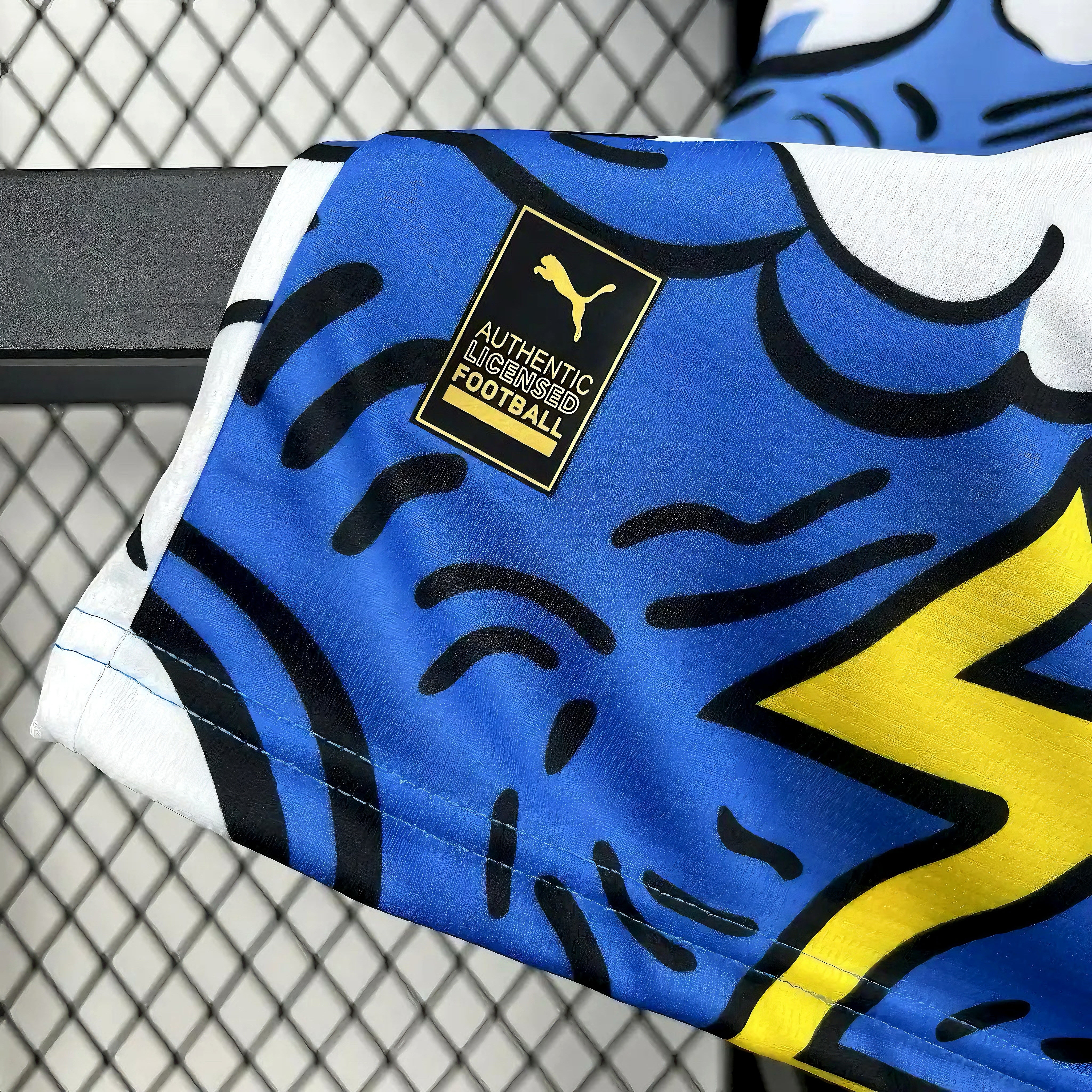 Manchester City "Cloudy" Special Kit