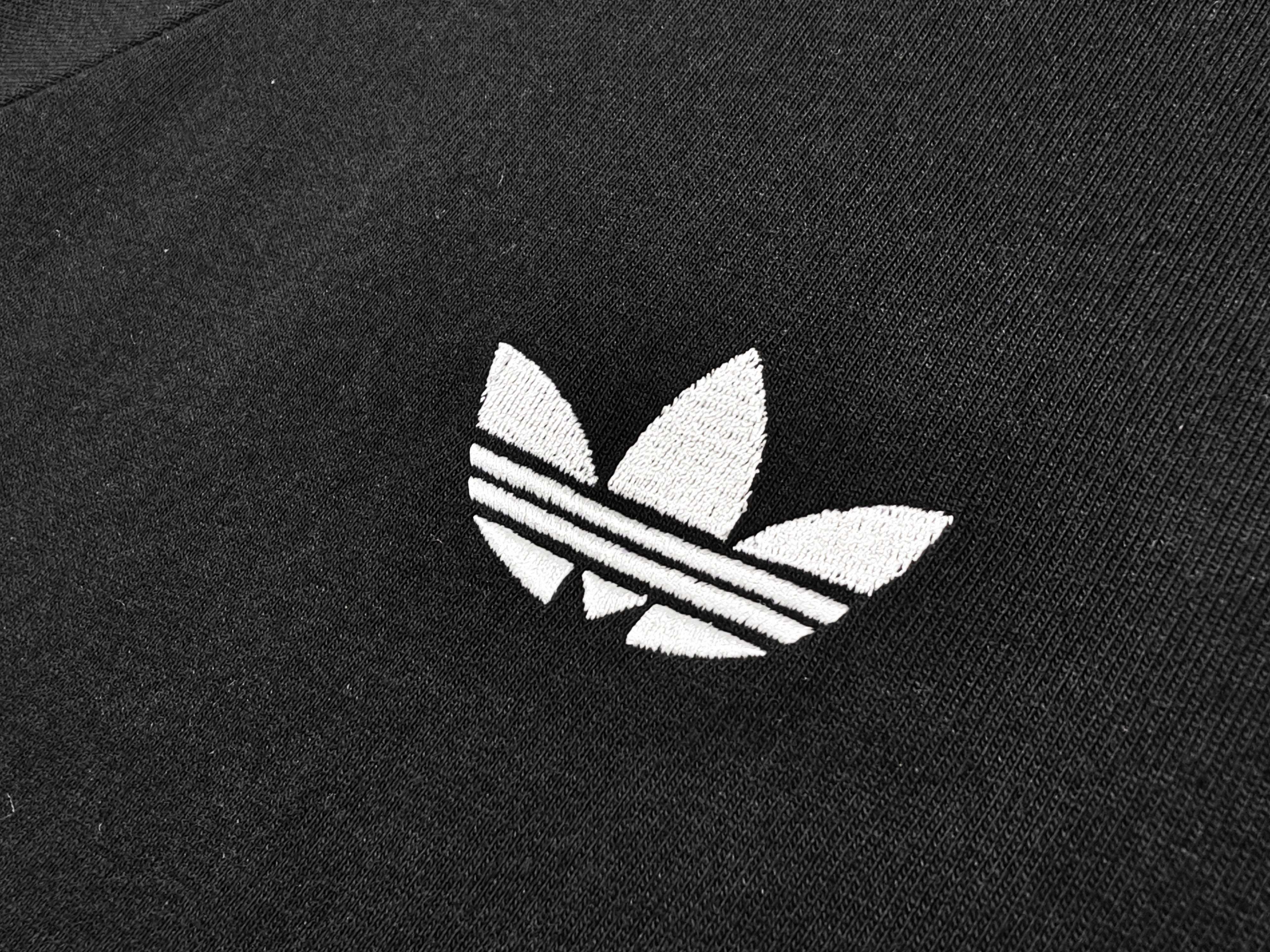 Maillot d'entraînement Oasis x Adidas Originals des années 1990
