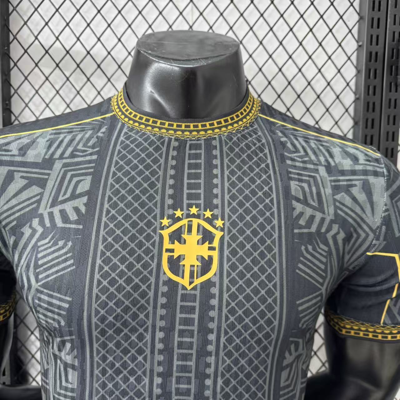 Brazil "Indigenous Noir" Special Kit