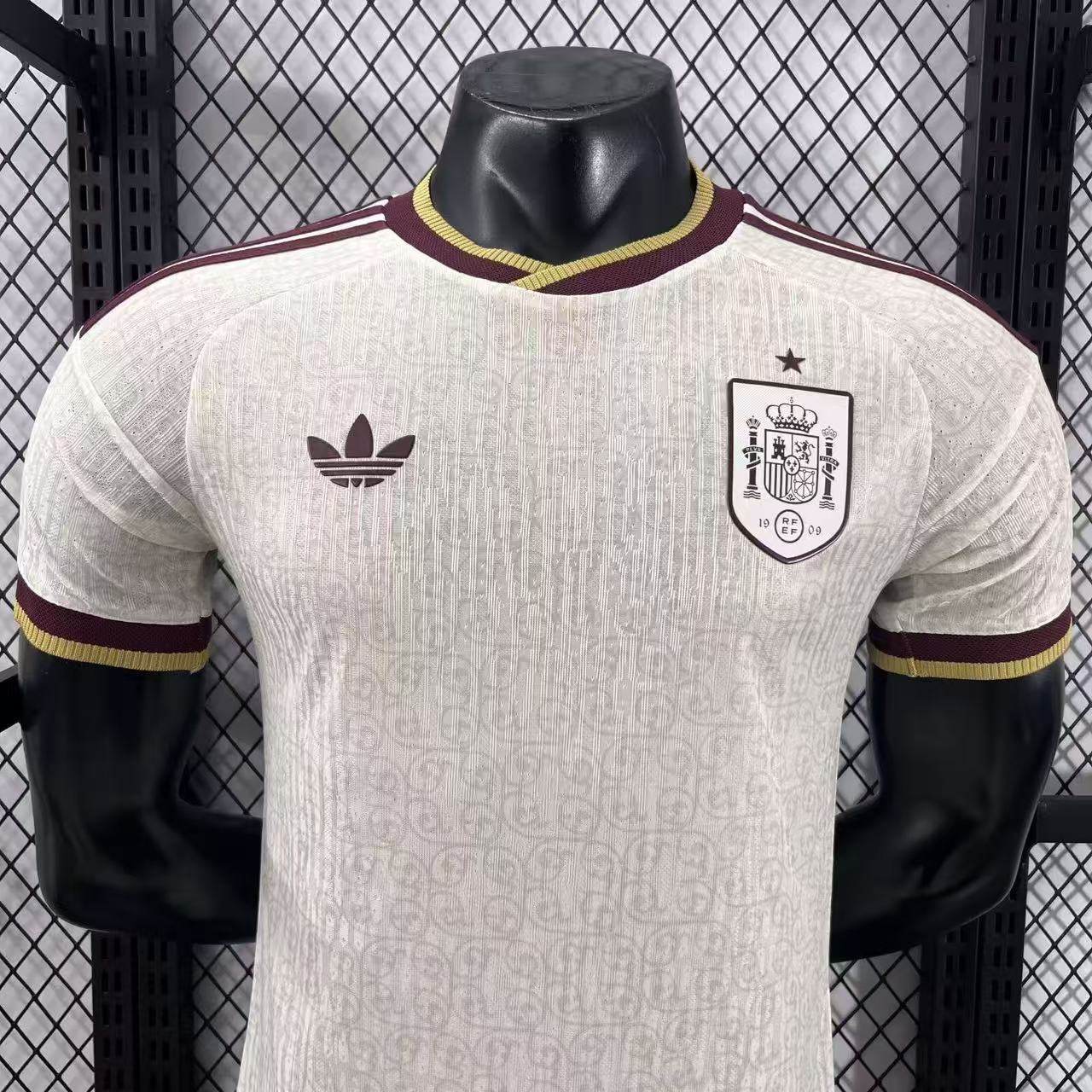 Spain "Burgundy Elegance" Special Kit