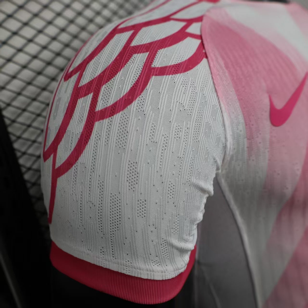 FC Barcelona "Pink Wings" Special Kit