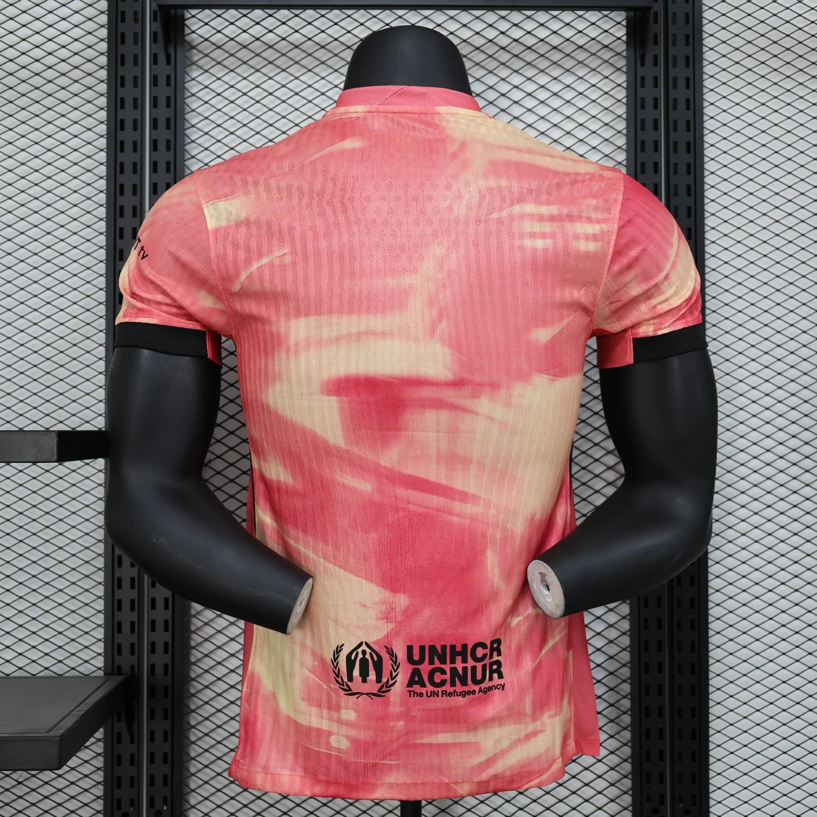 FC Barcelona "Pink Sand" Special Kit