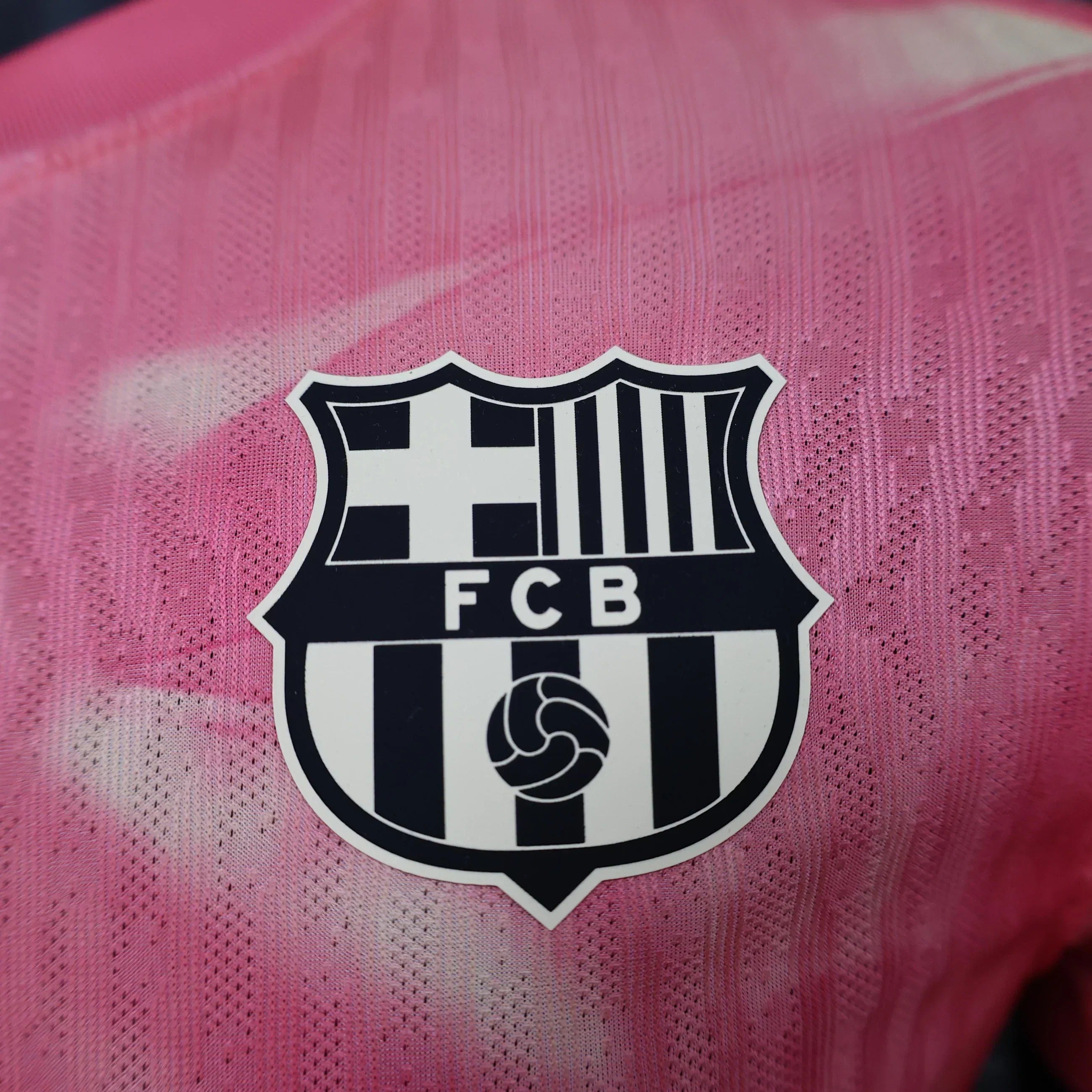 FC Barcelona "Pink Sand" Special Kit