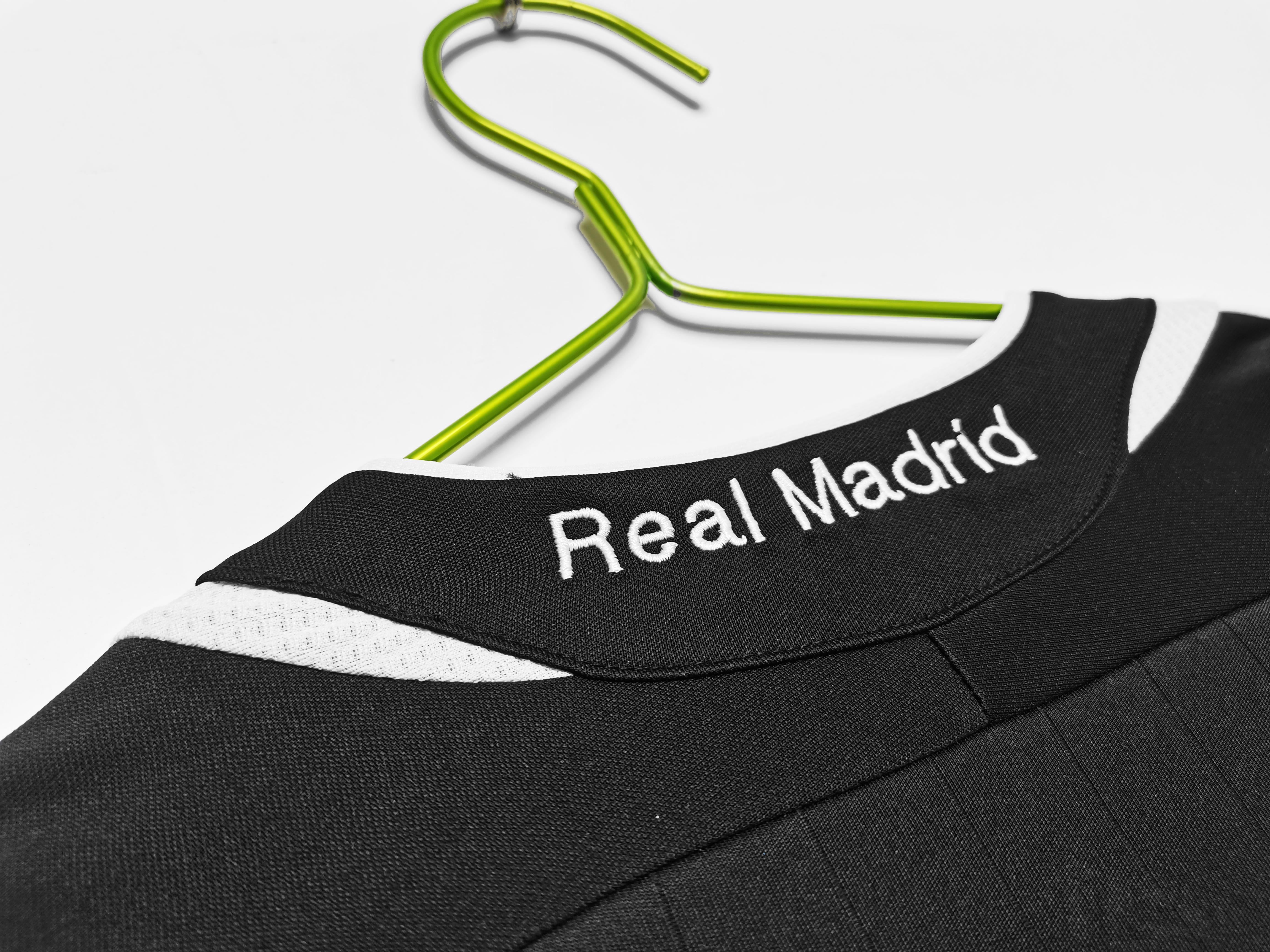 Real Madrid 2006-2007 Long Sleeve Away Kit