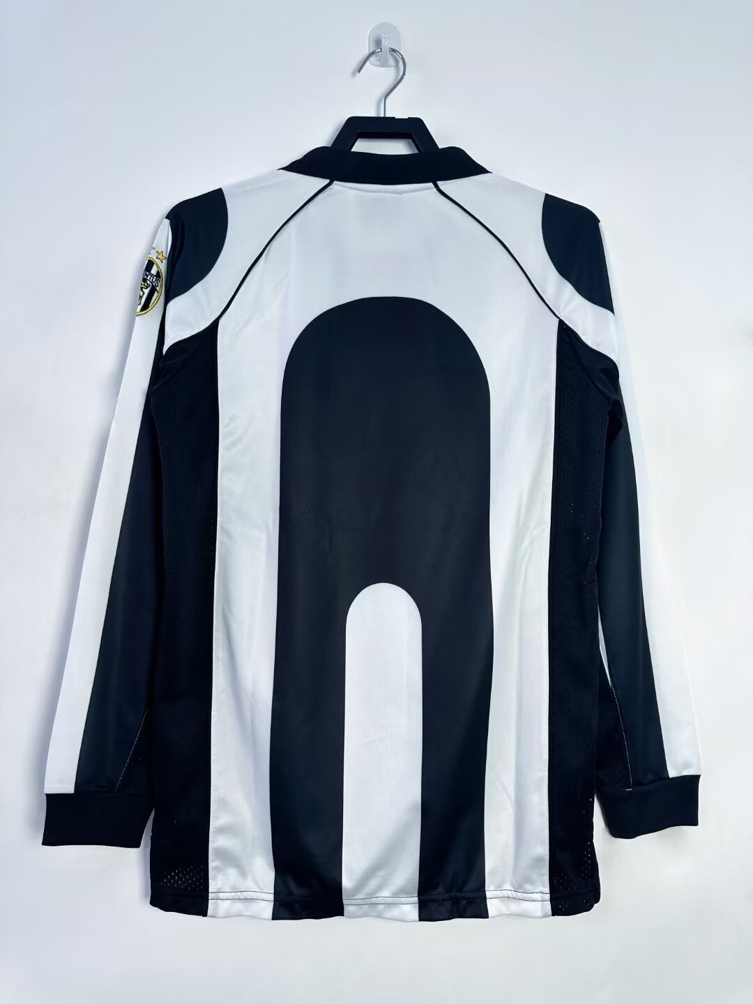 Juventus 1998-1999 Home Long Sleeve Kit