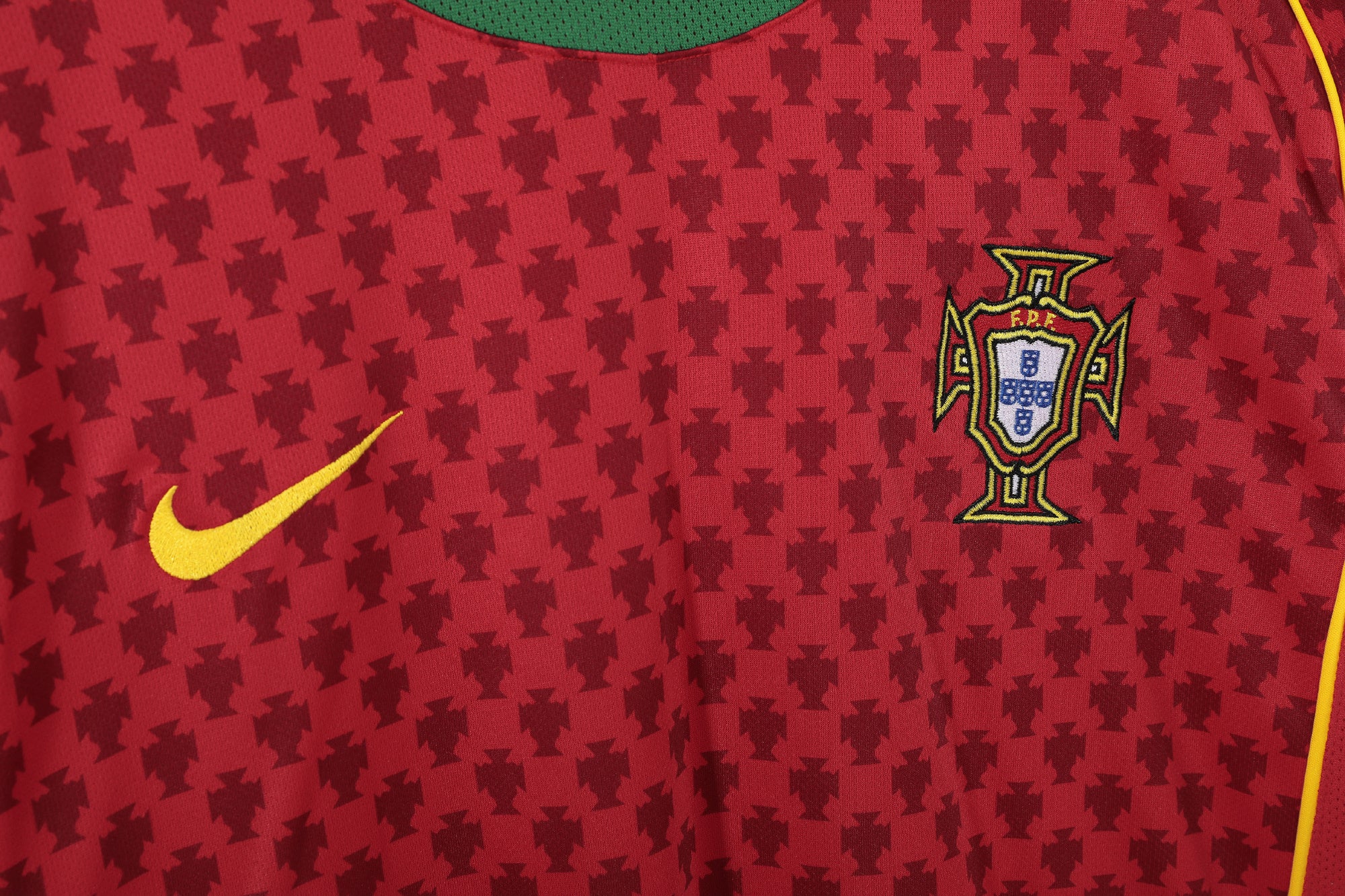 Portugal 2004-2006 Home Kit