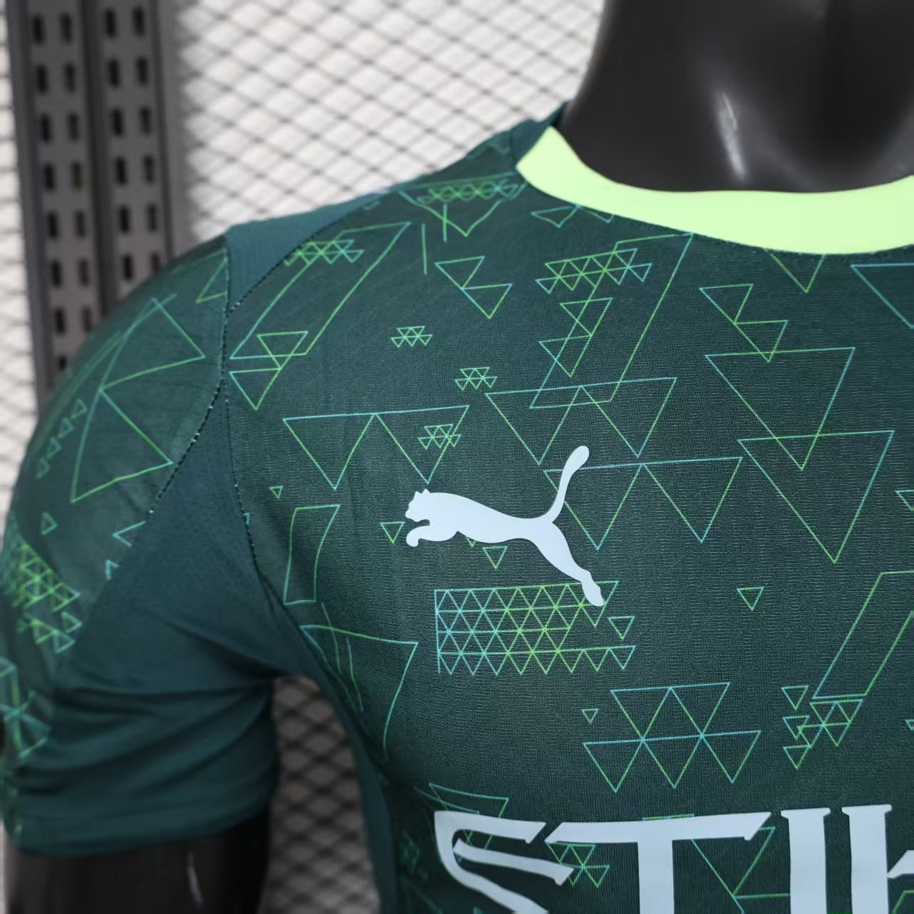 Manchester City "Geometric Cyber" Special Kit