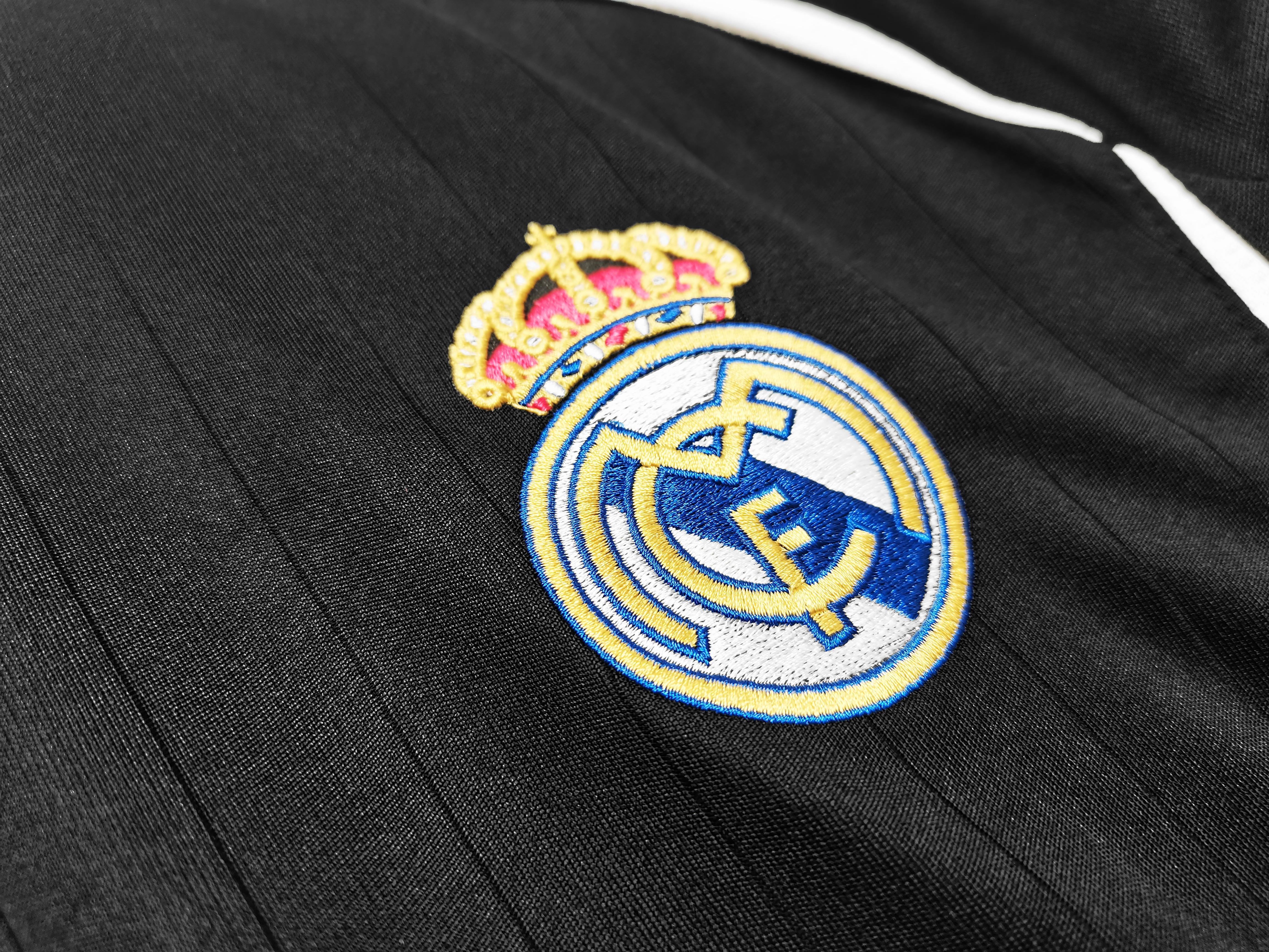 Real Madrid 2006-2007 Away Long Sleeve Kit