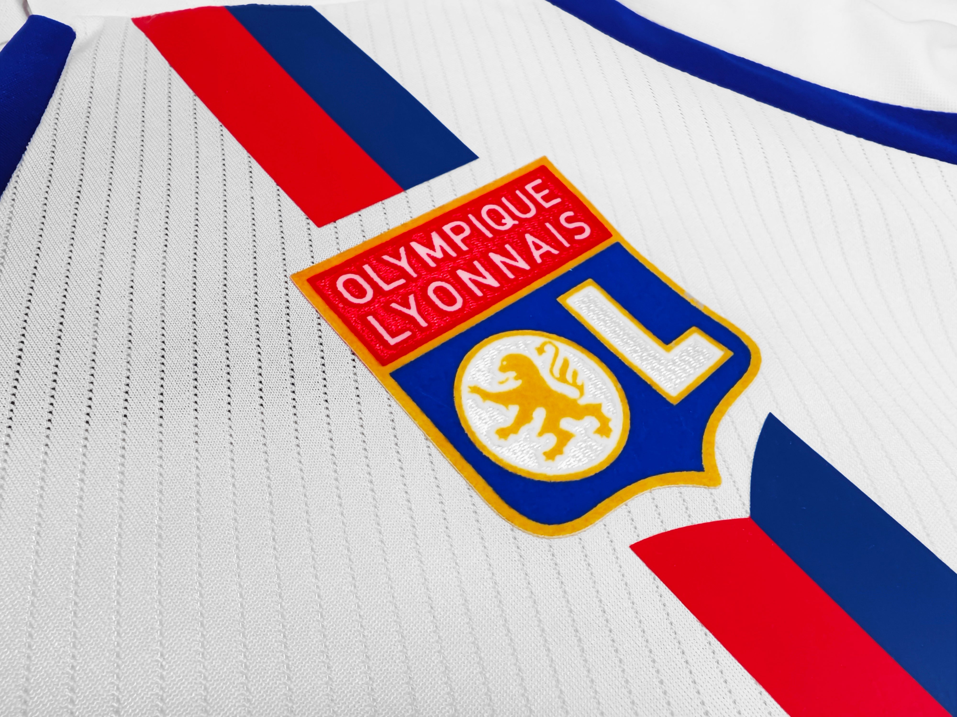 Maillot domicile de l'Olympique Lyonnais 2008-2009