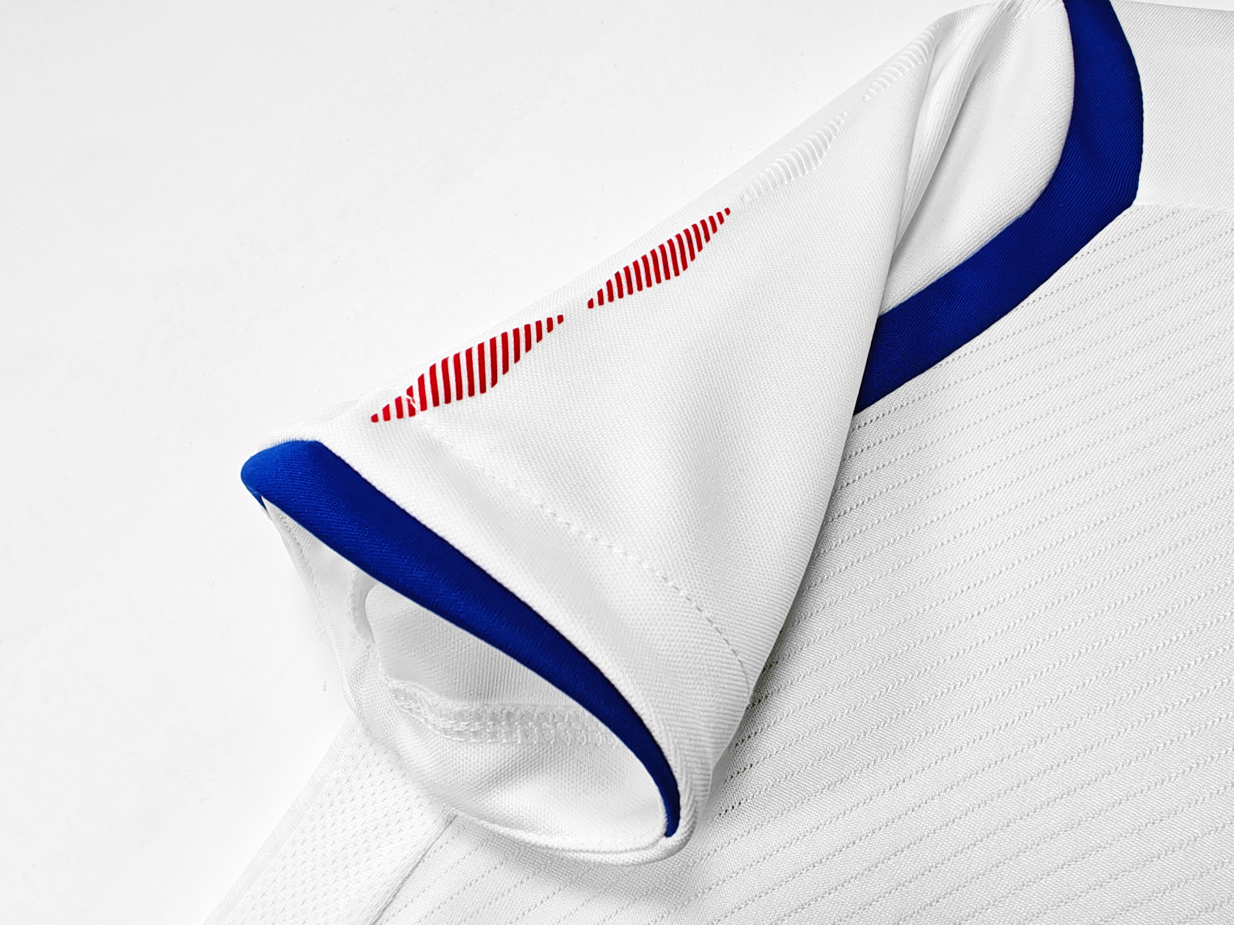 Maillot domicile de l'Olympique Lyonnais 2008-2009