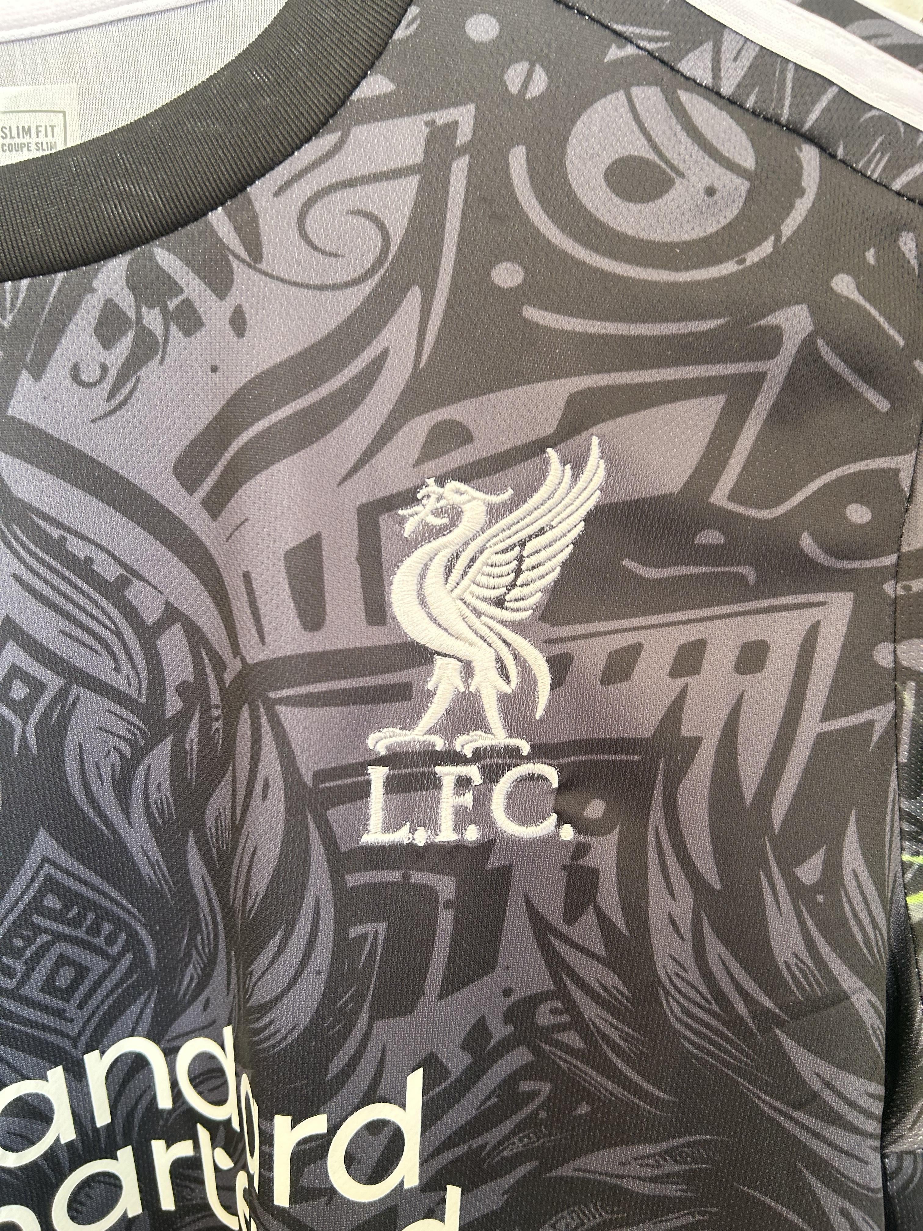 Liverpool "Venom Eclipse" Special Kit