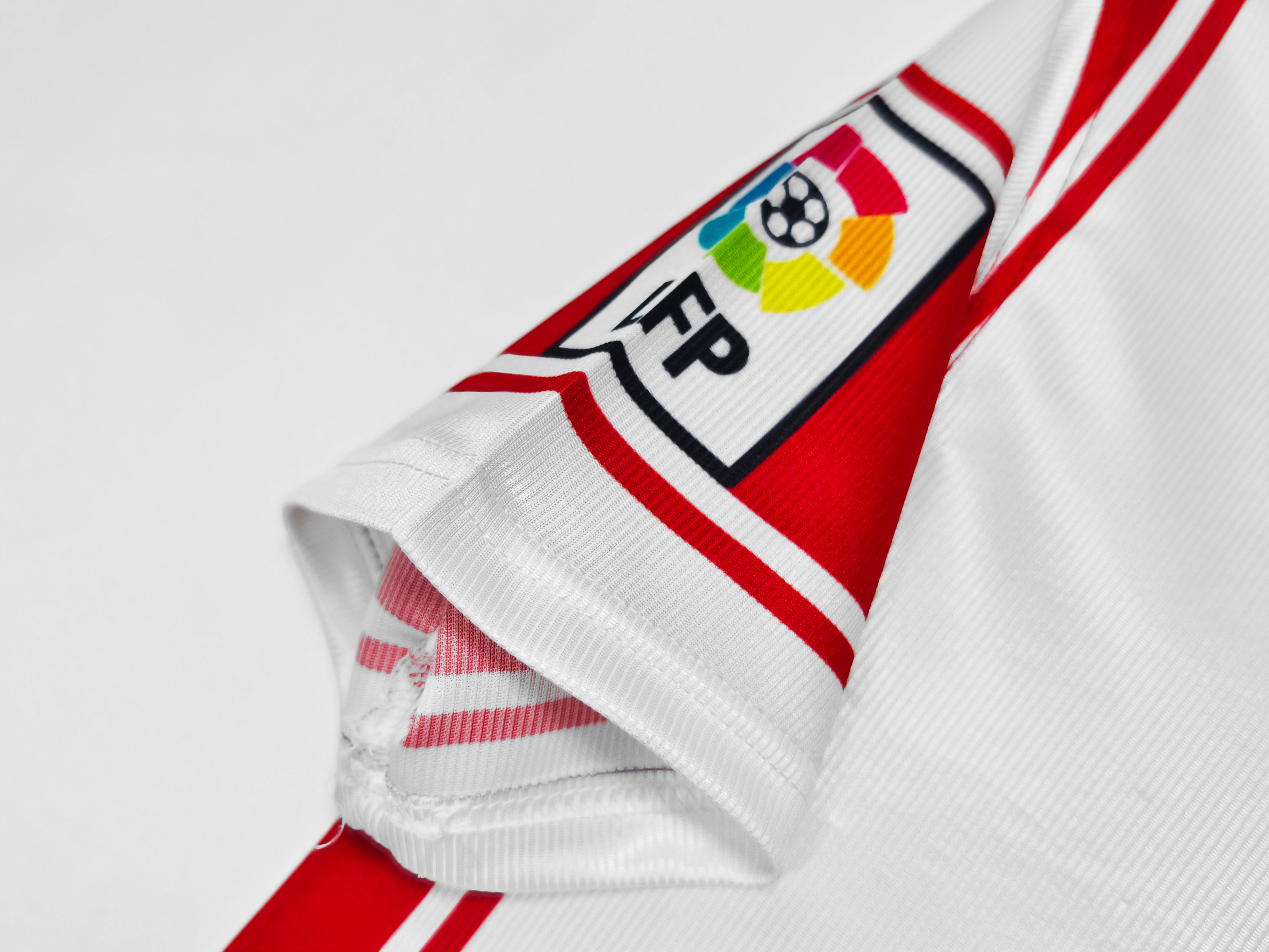 Maillot domicile de l'Atlético Madrid 1998-1999