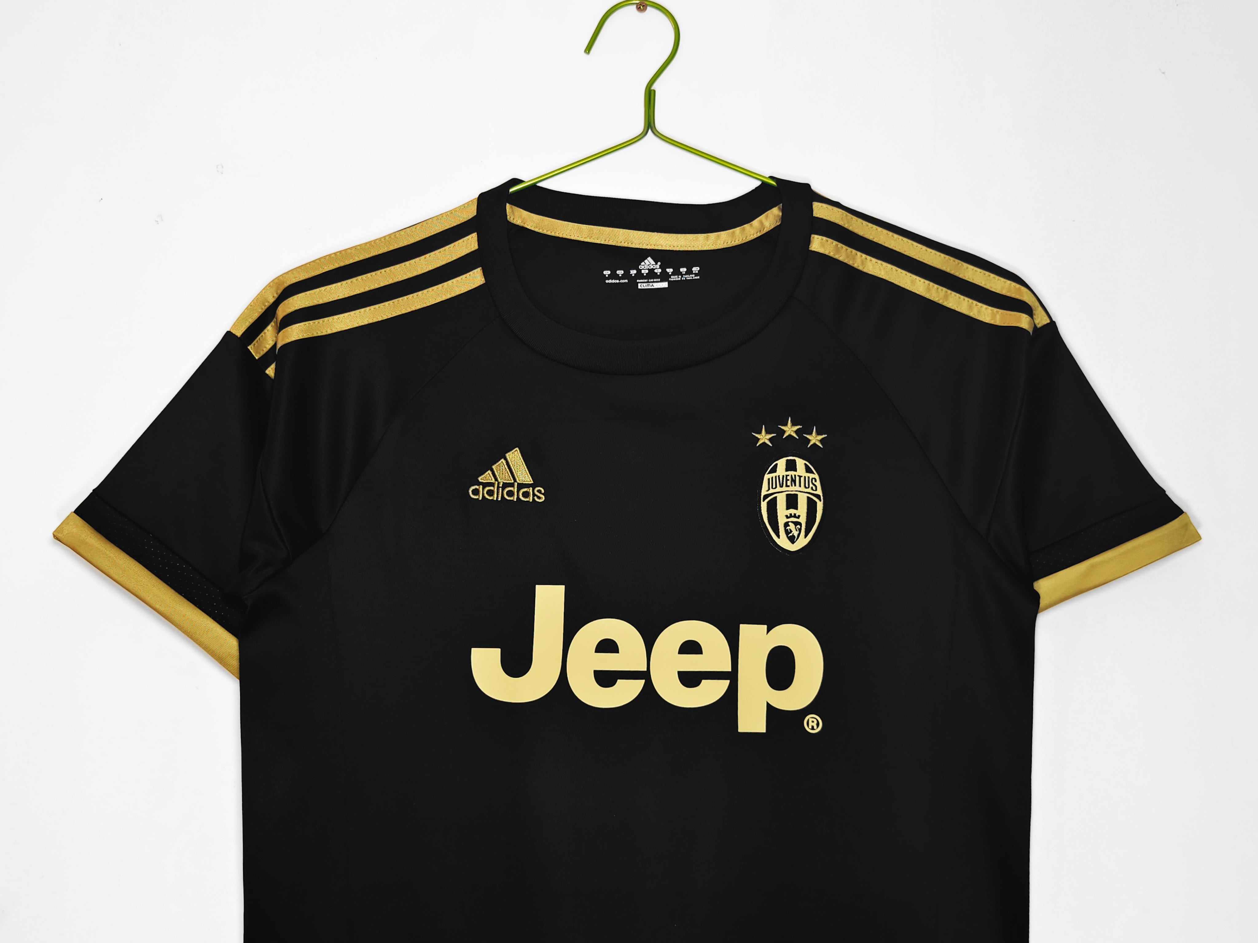 Juventus 2015–2016 Auswärtstrikot