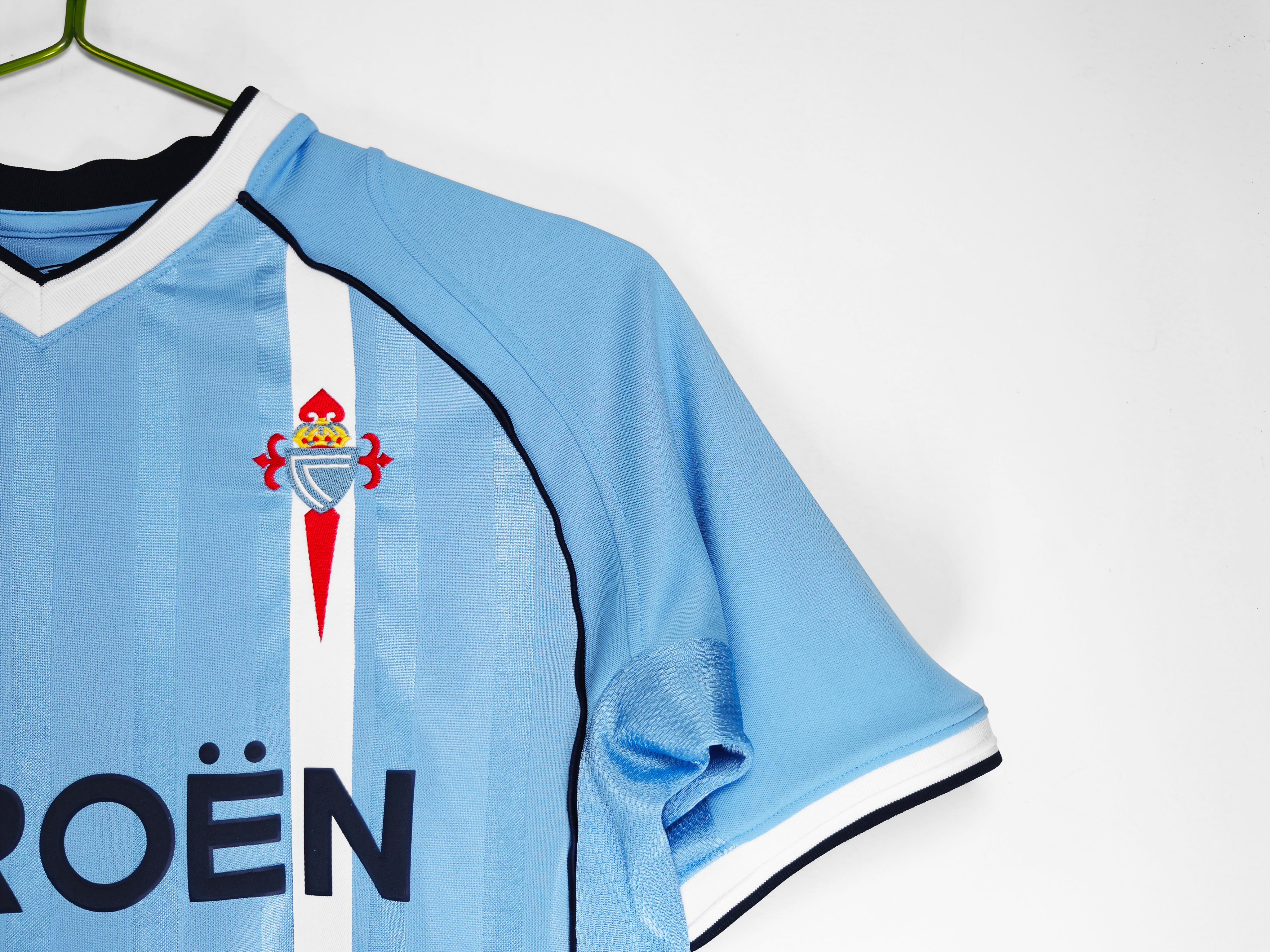 Celta de Vigo Blue 2002-2003 Away Kit