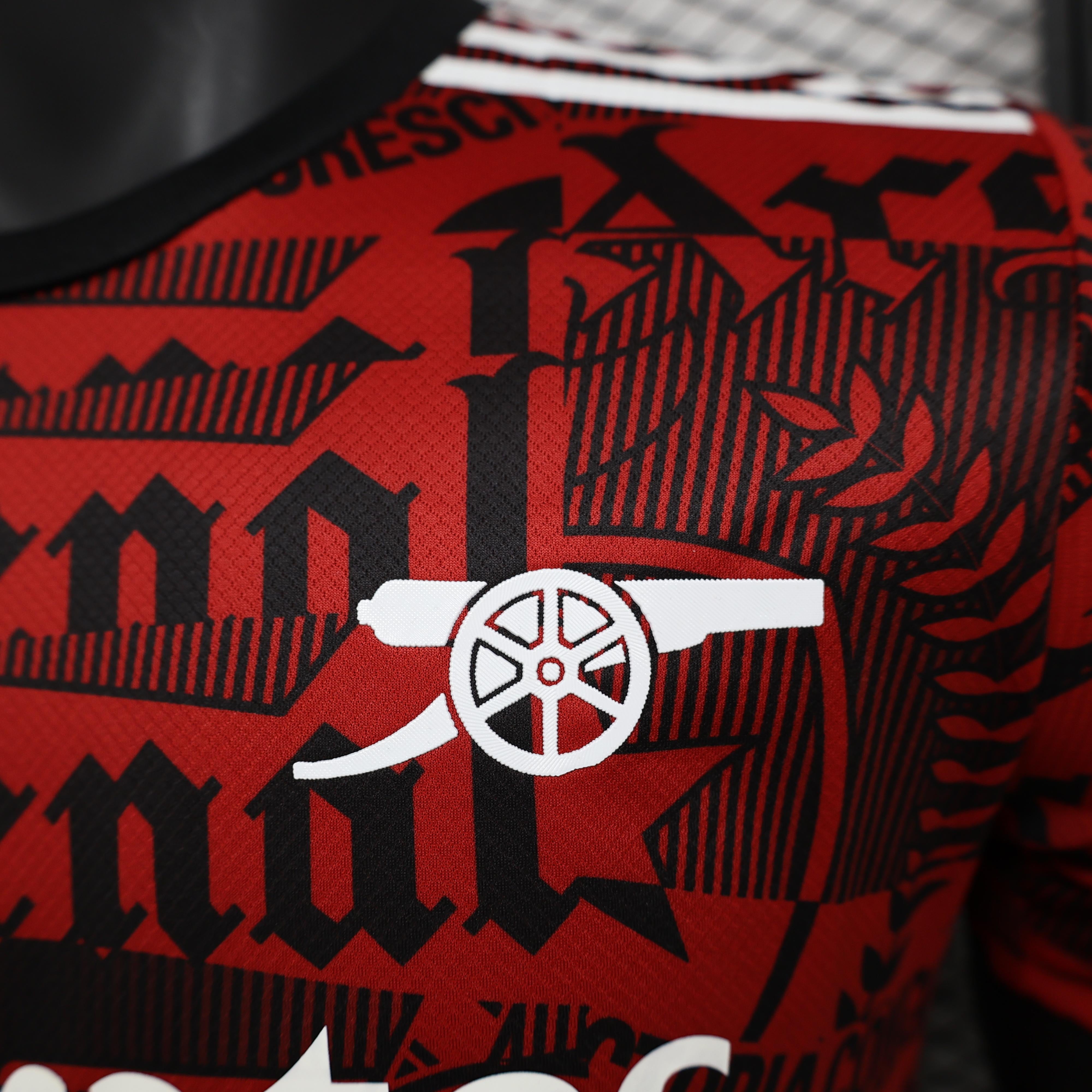 Arsenal "Scarlet Shadow" Special Kit