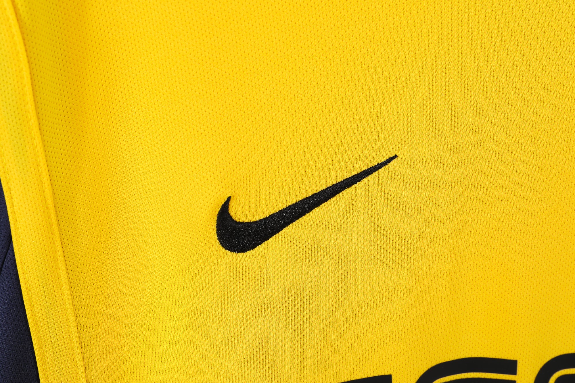 Arsenal 1999-2001 Away Kit