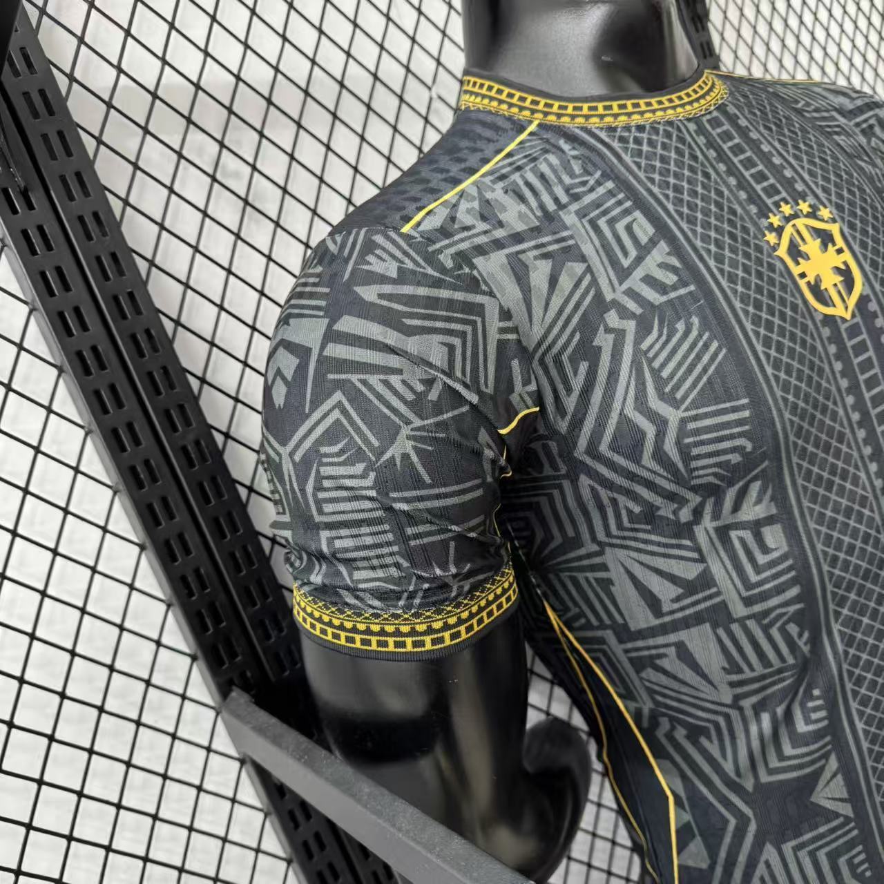 Brazil "Indigenous Noir" Special Kit