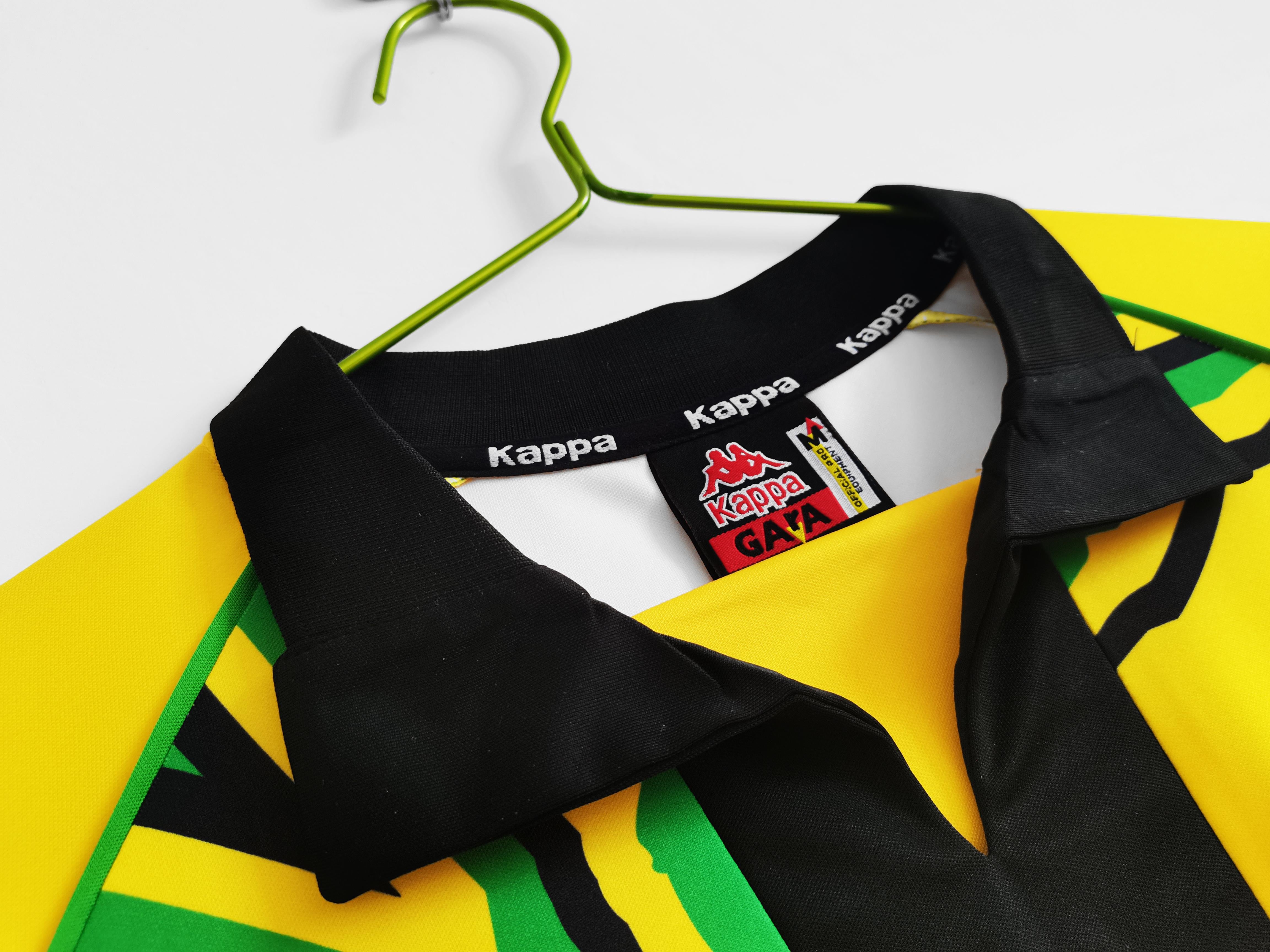 Jamaica 1998-1999 Away Kit