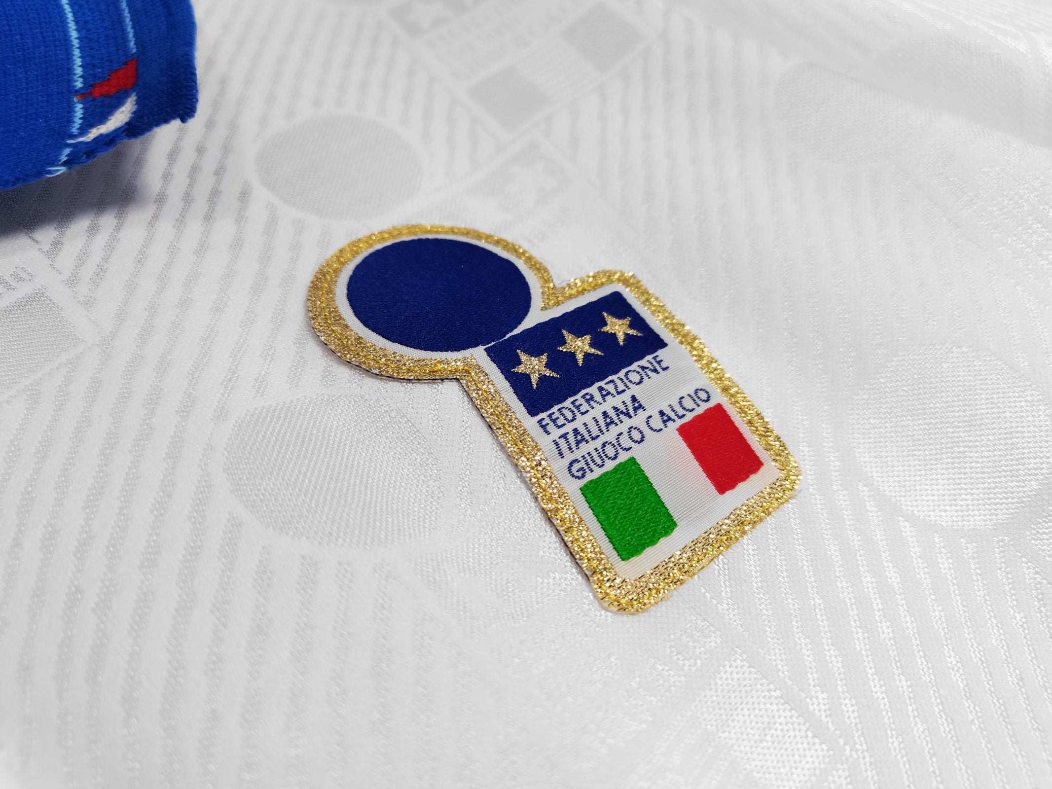 Italy 1994-1995 Away Kit