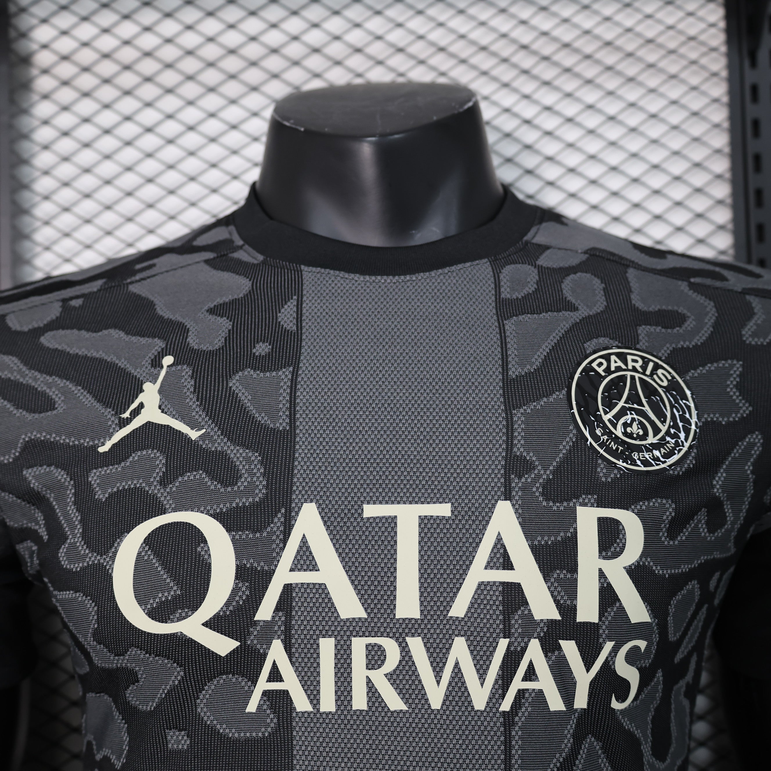 PSG "Stealth Panther Paris" Special Kit