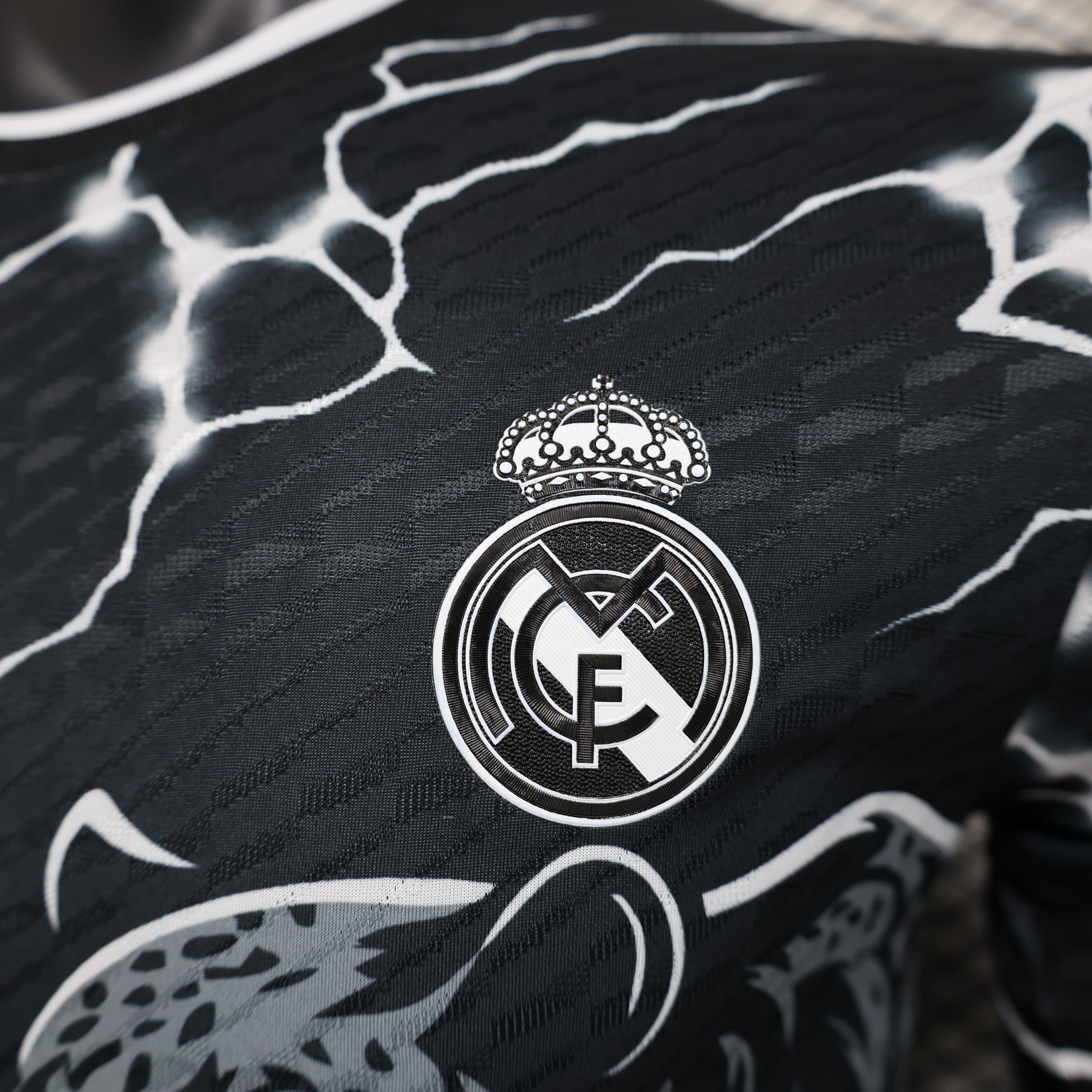 Real Madrid "Shadow Panther" Special Kit