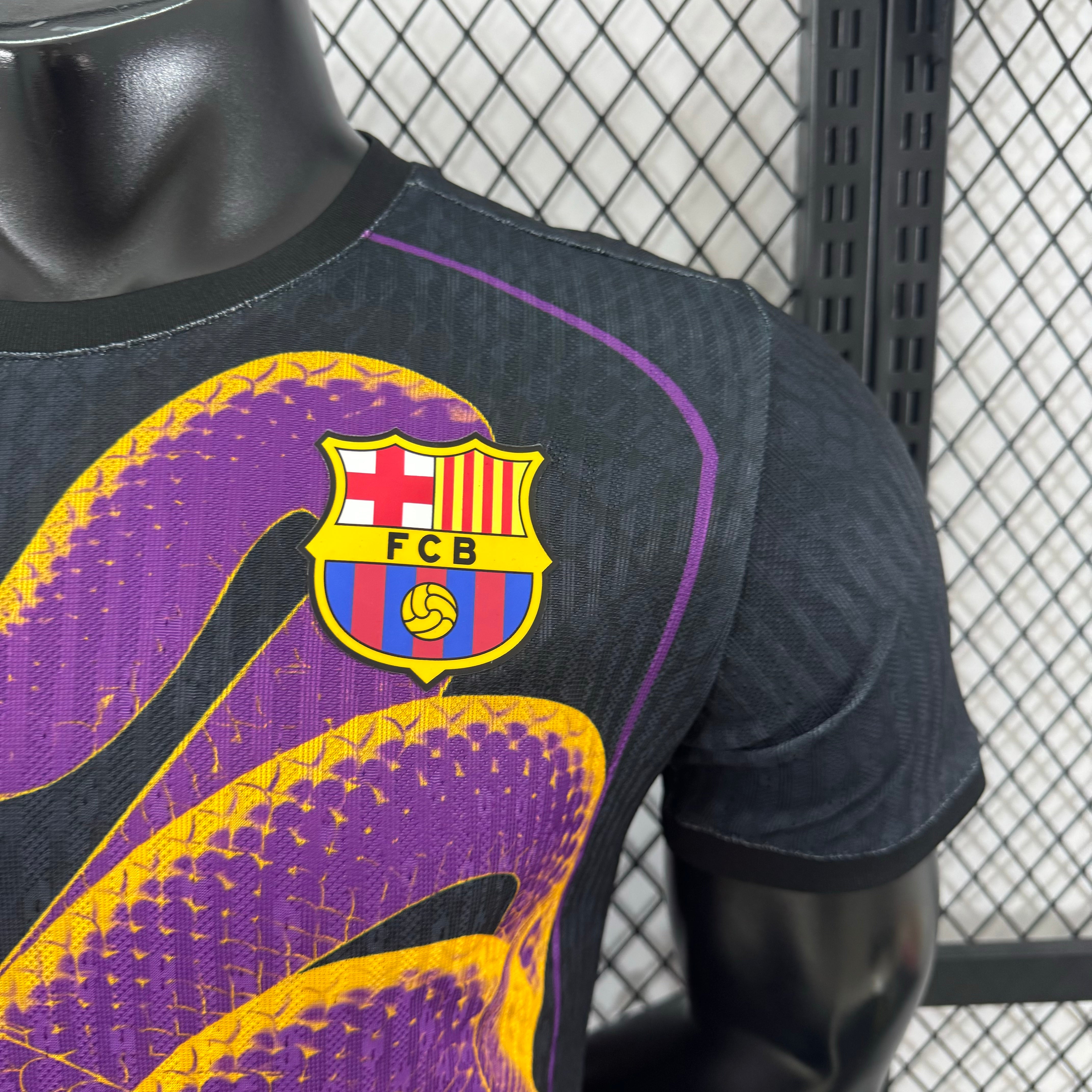 FC Barcelona "Venom Mamba" Special Kit