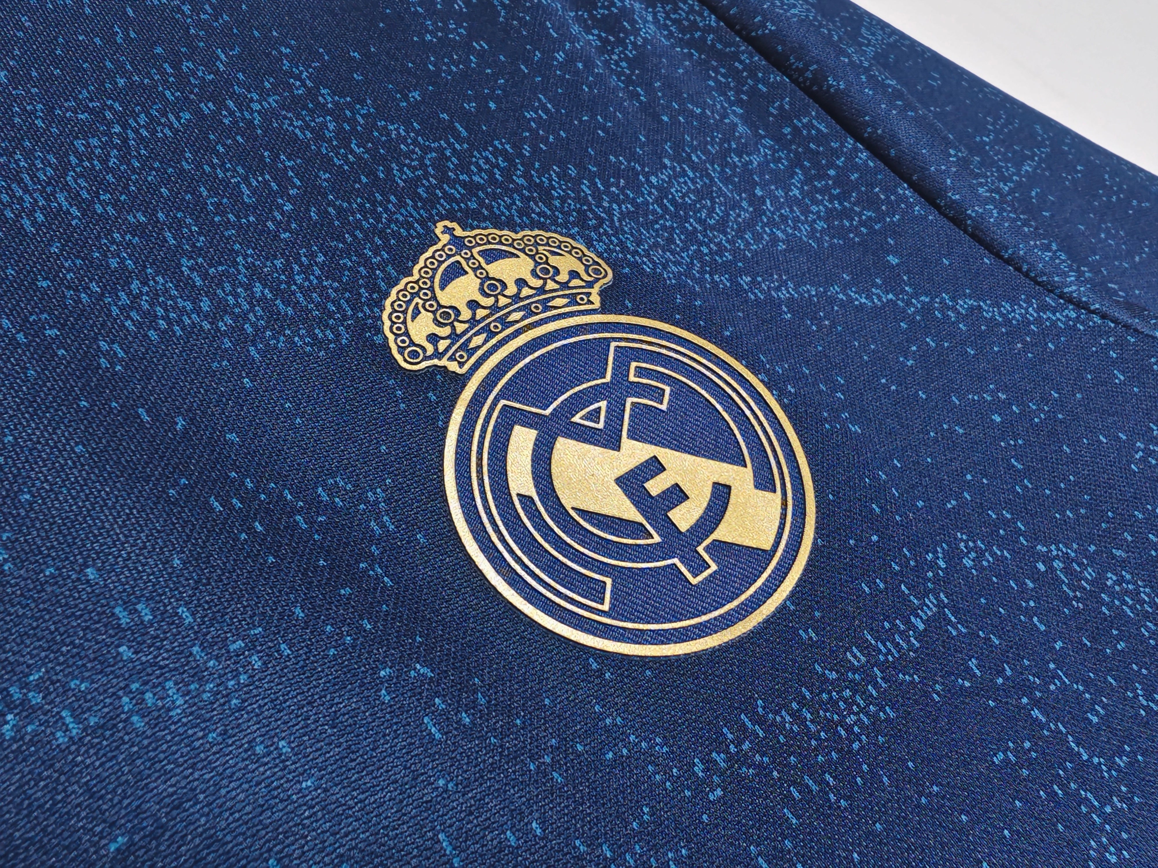 Maillot extérieur du Real Madrid 2019-2020