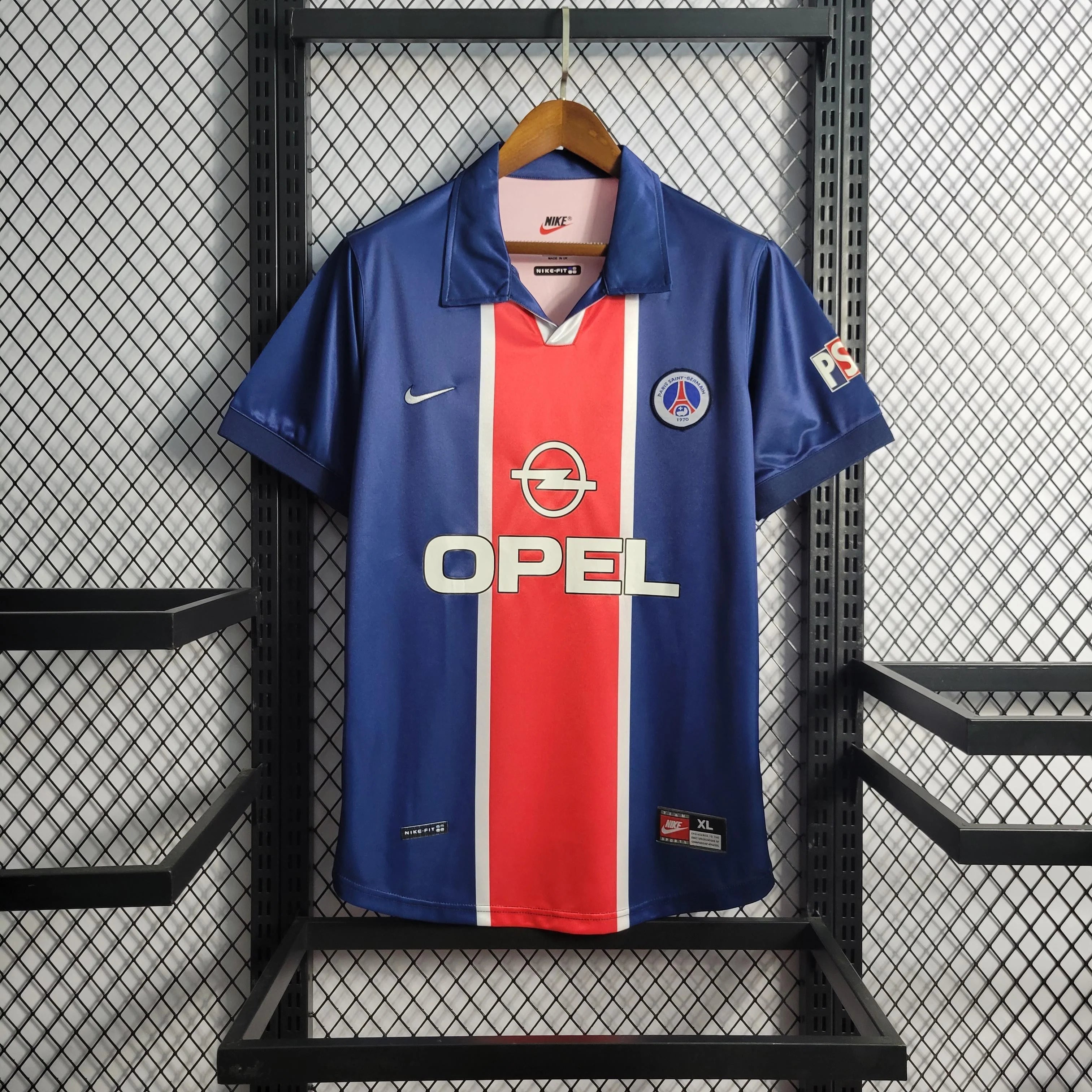 PSG 2001-2002 Home Kit