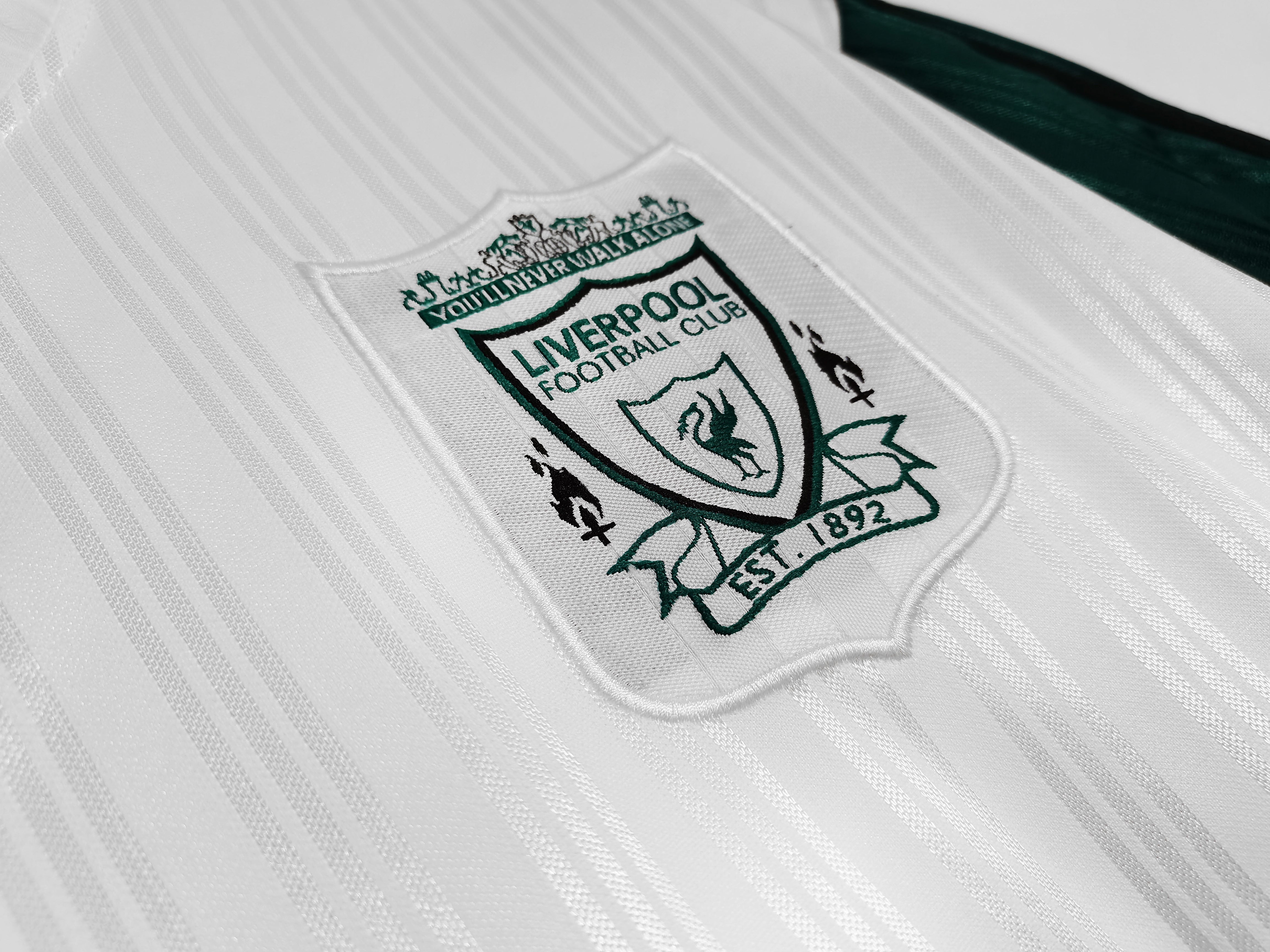 Liverpool 1995-1996 Away Kit