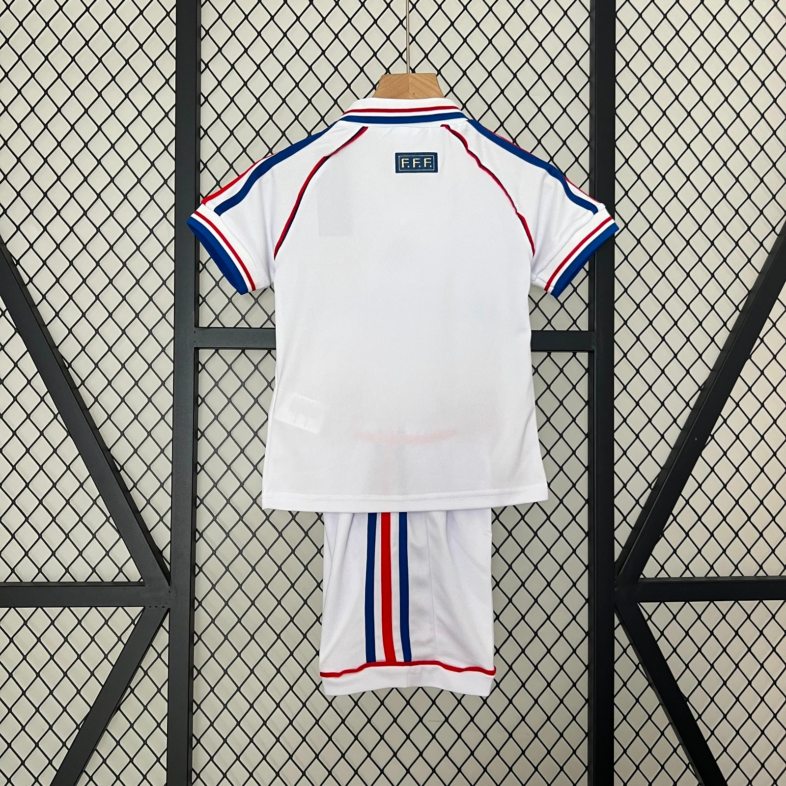 24/25 Ensemble Enfant France Rétro